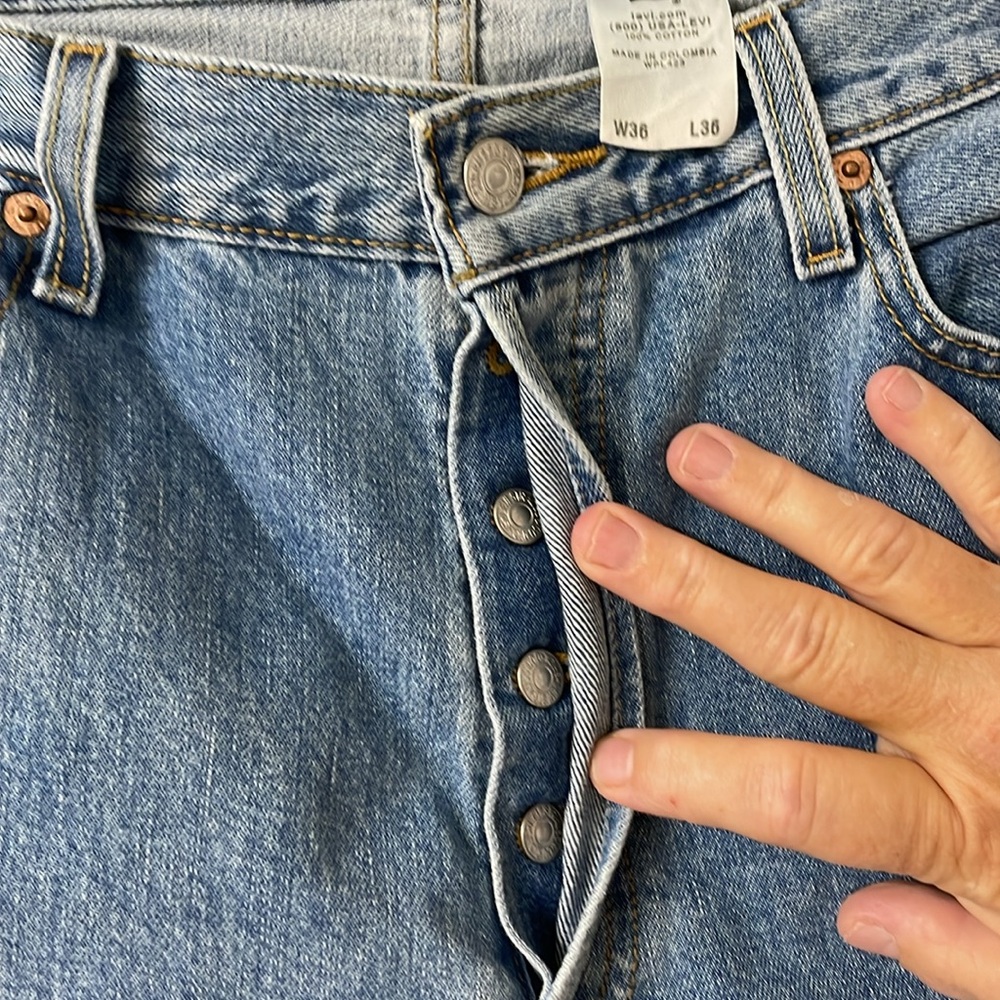 Classic 501’s Size W36 x L36 - Picture 8 of 11